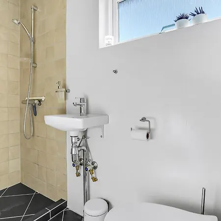 1 Bedroom Lovely In 別荘