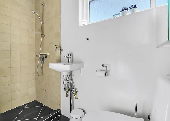 One-bedroom In بيت للعطل